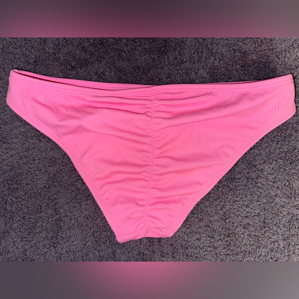 Pink Ribbed Triangle Bikini Set - Picture 4 of 8